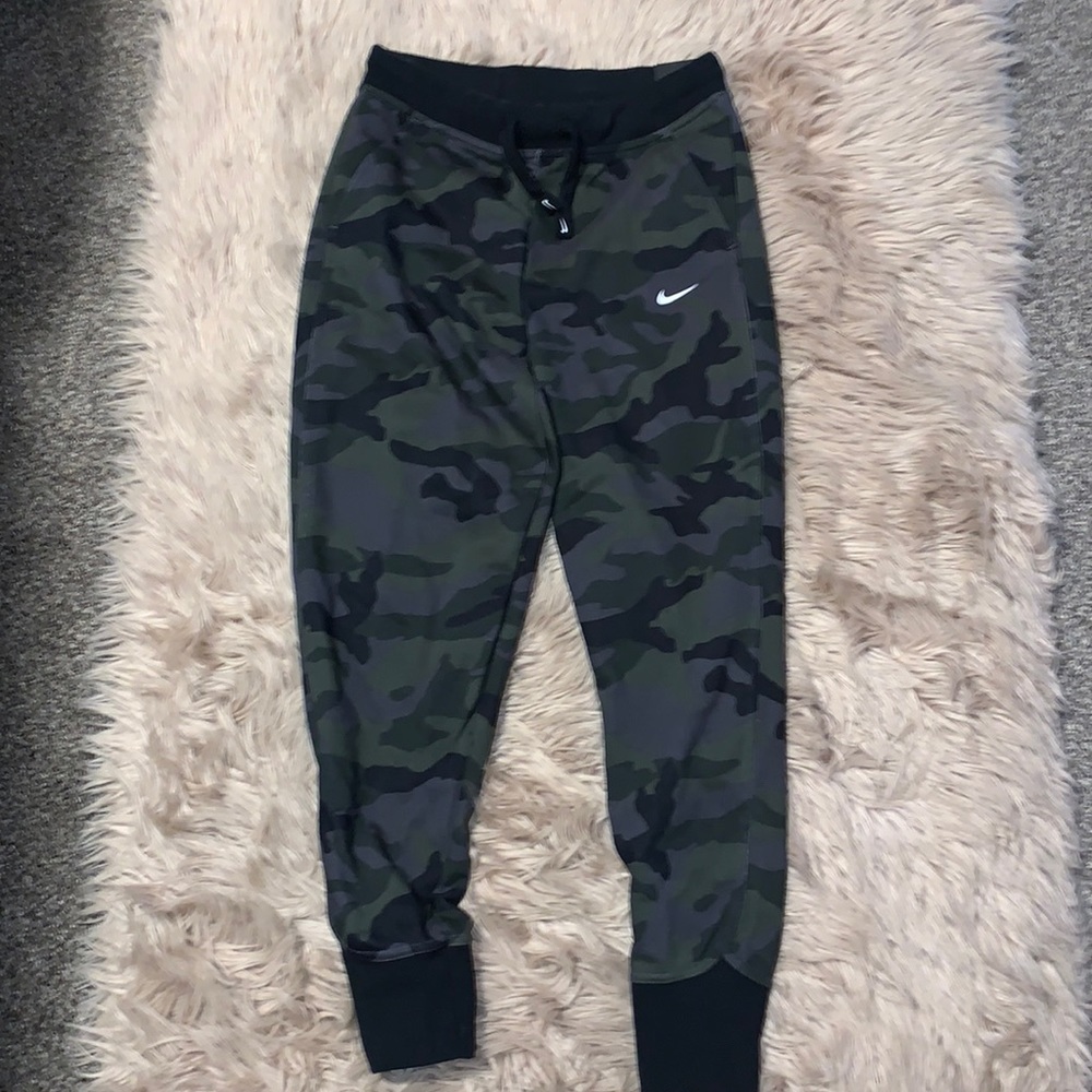 Nike joggers